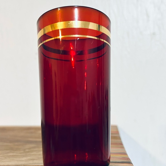 Set Of 6 Vintage Ruby Red With Gold Trim Drinking Glasses/ Vintage Glassware - Picture 13 of 14